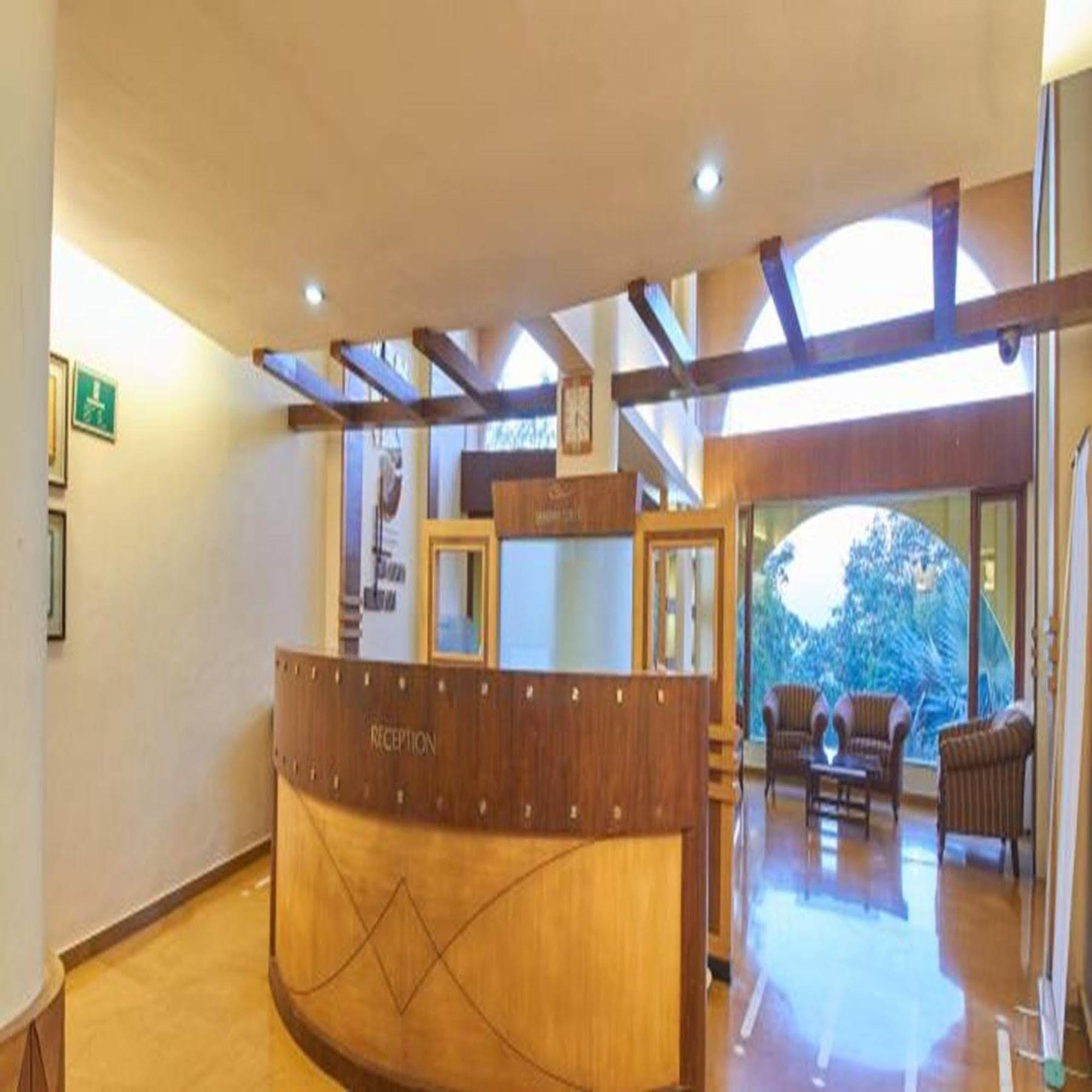Sahil Sarovar Portico Lonavala Buitenkant foto